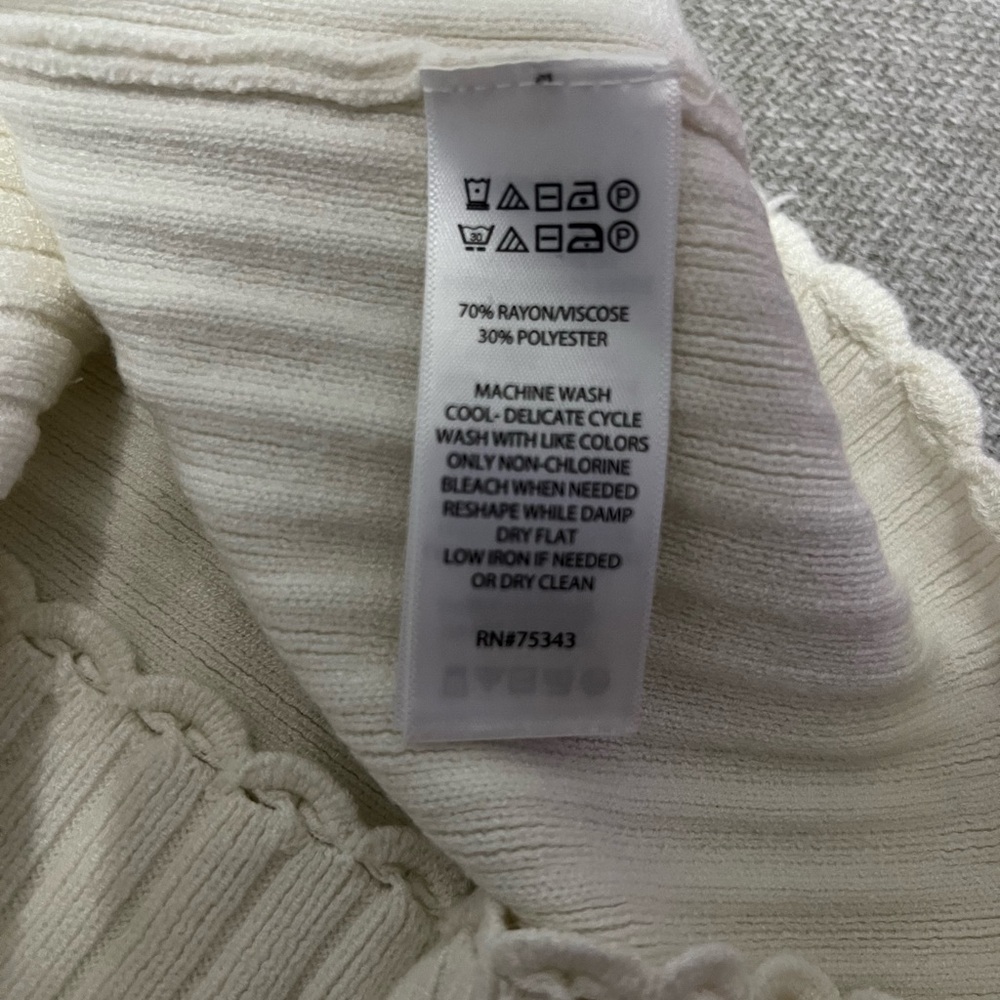 Bailey 44 Ivory Ribbed Blouse - Picture 3 of 3